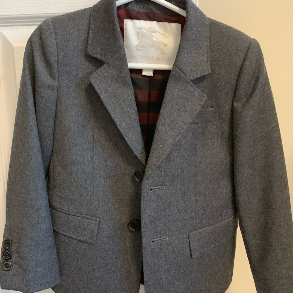 Burberry kids suit